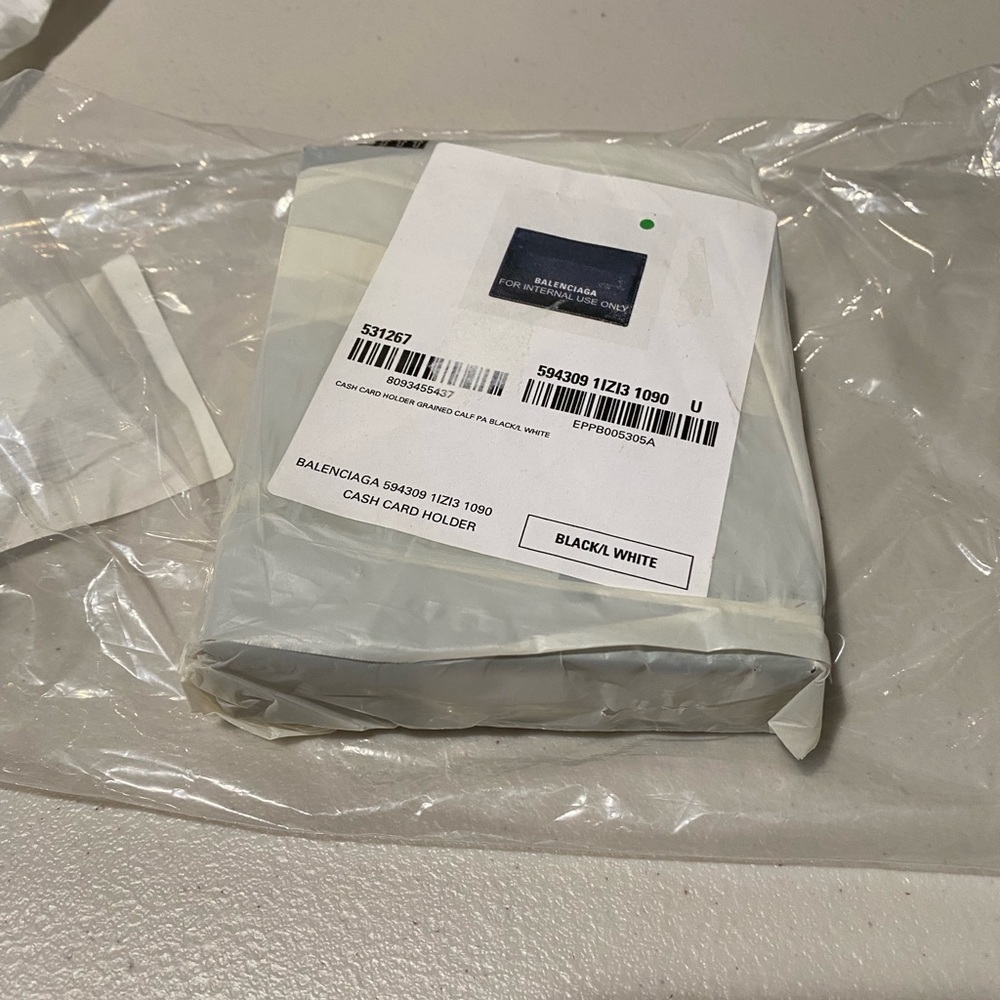 Balenciaga men’s cash card holder in black grain calfskin white logo - Picture 6 of 6